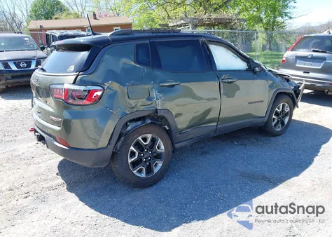 2018 Jeep Compass Trailhawk 4X4 из США, поврежденный, VIN 3C4NJDDB0JT241163